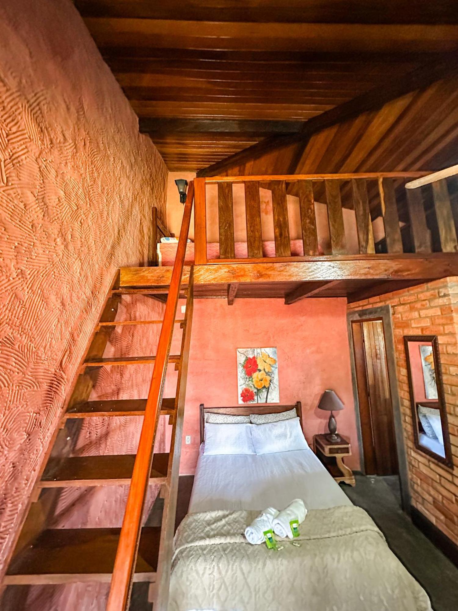 Pousada E Restaurante Casarao Паса-Куатру Экстерьер фото